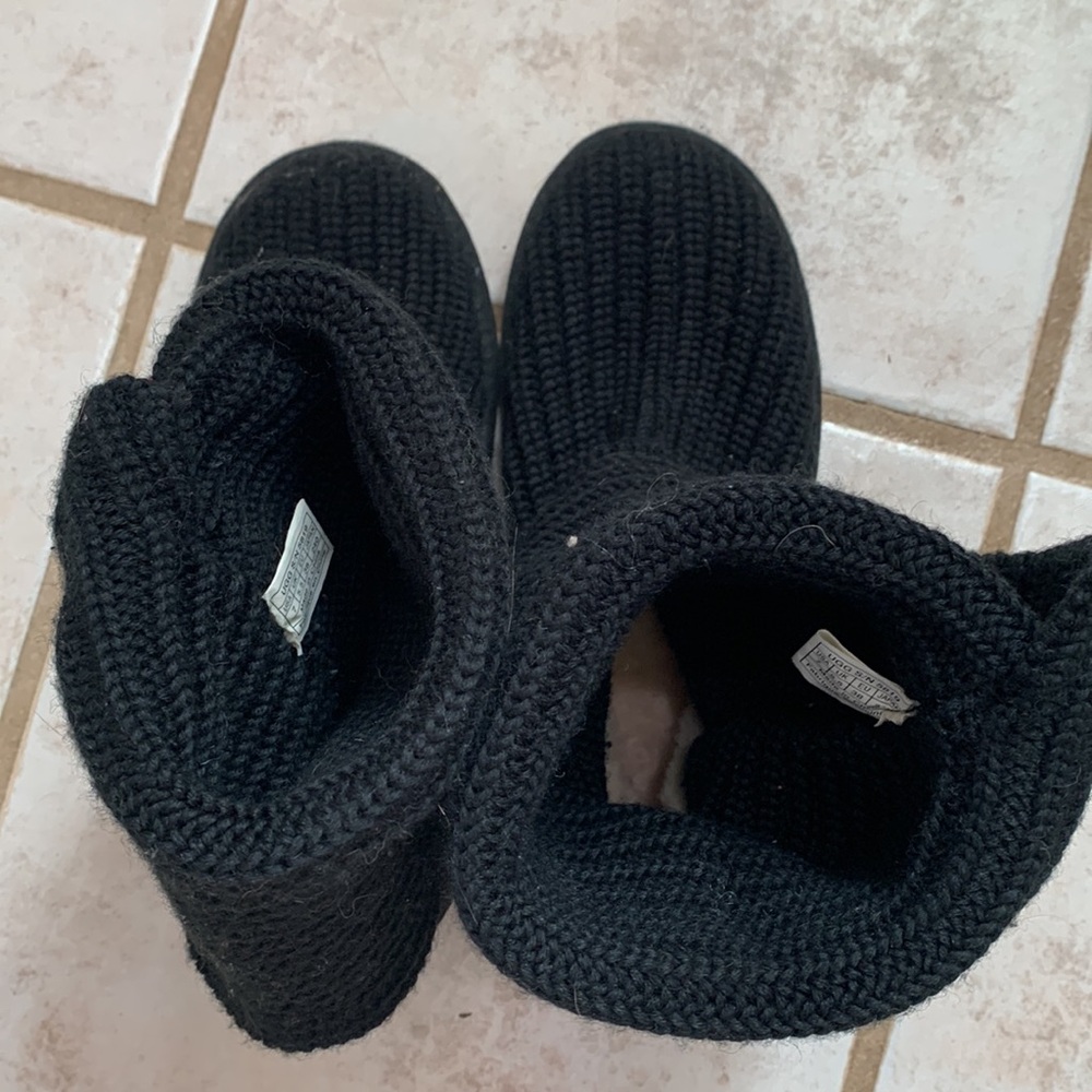 Black woven Ugg boots - Picture 4 of 6